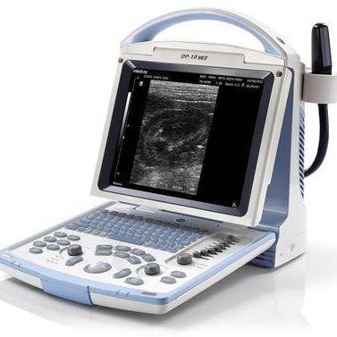 DP 10  Échographe à usage vétérinaire  avec ses accessoires  Marque : Mindray  livrée avec 1sonde (au choix du client)  Sac original Mindray   installation, mise en service et formation en application