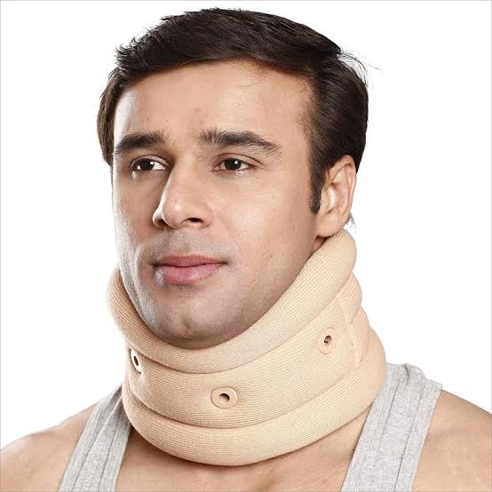 B02 COLLIER CERVICAL SOUPLE MEDIUM